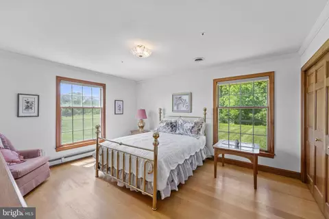 Bedroom - 176 Rock Mills Rd, Castleton, VA 22716 photo 6 of 9