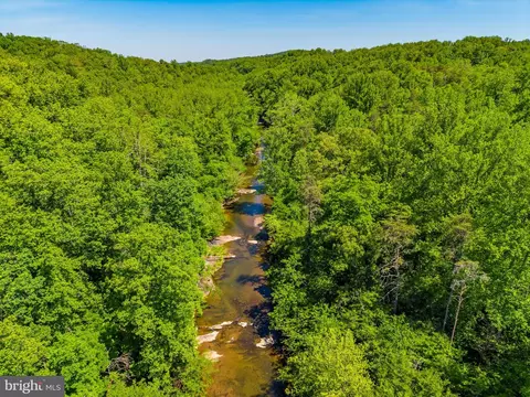 View/Area - 176 Rock Mills Rd, Castleton, VA 22716 photo 3 of 4