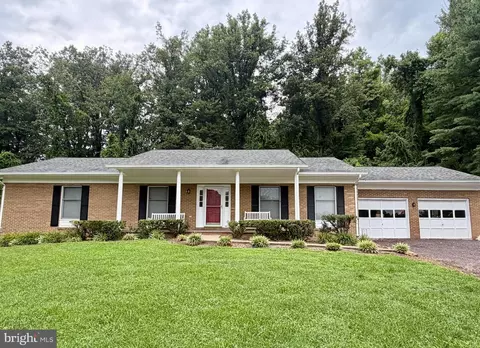 7 Ashby Rd, Sperryville, VA 22740