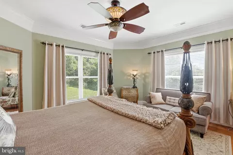 Bedroom - 65 Clark Ln, Washington, VA 22747 photo 4 of 9