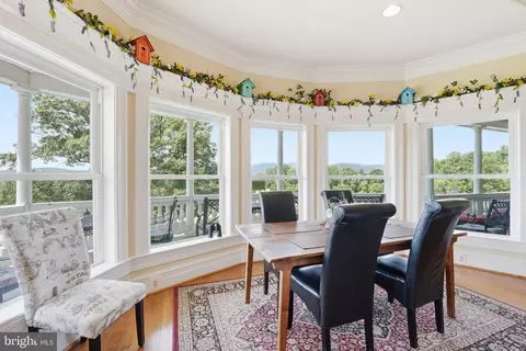 Dining - 65 Clark Ln, Washington, VA 22747 photo 1 of 4