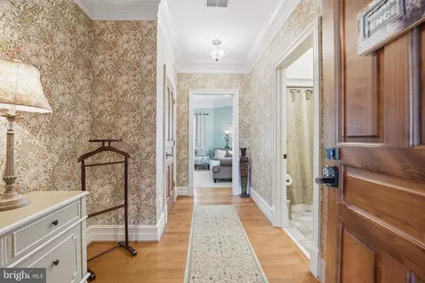 Entry Way - 65 Clark Ln, Washington, VA 22747 photo 4 of 6