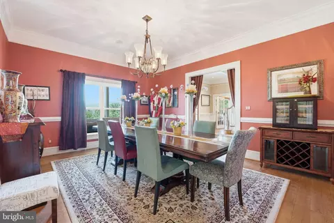 Dining - 65 Clark Ln, Washington, VA 22747 photo 3 of 4