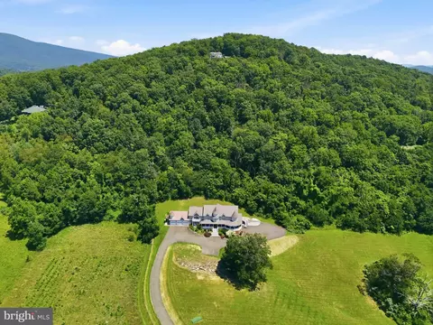 View/Area - 65 Clark Ln, Washington, VA 22747 photo 3 of 5