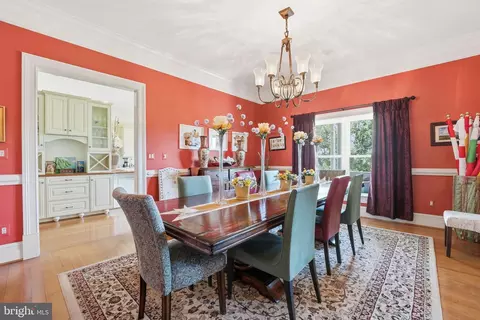 Dining - 65 Clark Ln, Washington, VA 22747 photo 2 of 4