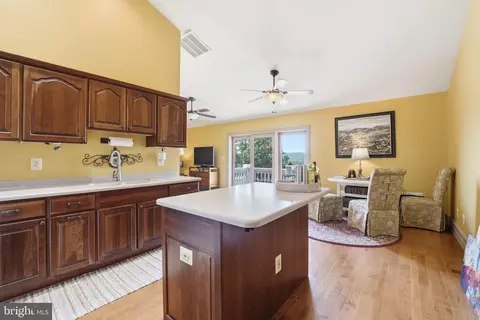 Kitchen - 65 Clark Ln, Washington, VA 22747 photo 6 of 8