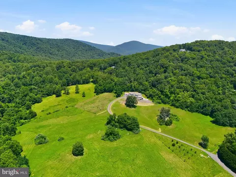 View/Area - 65 Clark Ln, Washington, VA 22747 photo 2 of 5