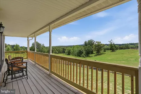 Exterior - 59 Harry Settle Rd, Castleton, VA 22716 photo 9 of 16
