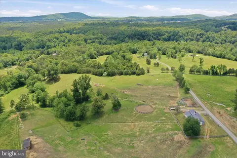 View/Area - 59 Harry Settle Rd, Castleton, VA 22716 photo 9 of 10