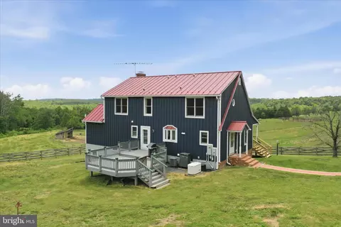Exterior - 59 Harry Settle Rd, Castleton, VA 22716 photo 5 of 16