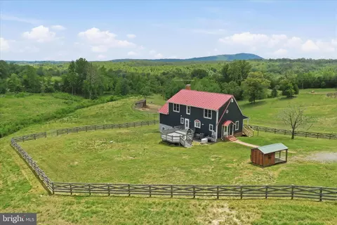 Exterior - 59 Harry Settle Rd, Castleton, VA 22716 photo 8 of 16