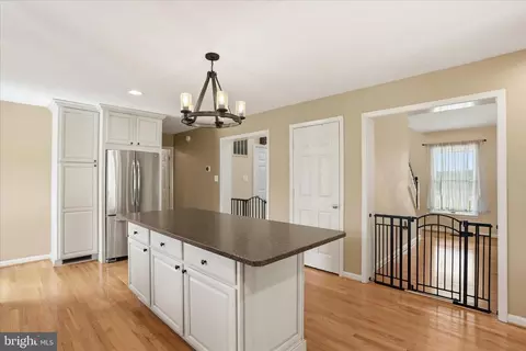 Kitchen - 59 Harry Settle Rd, Castleton, VA 22716 photo 5 of 5