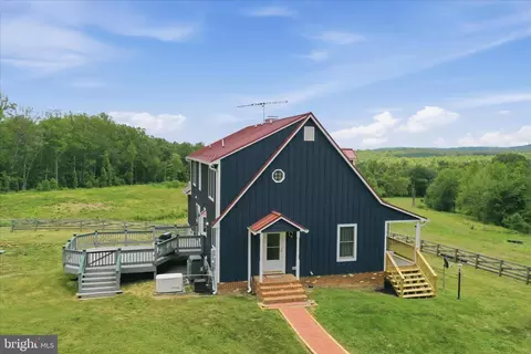 Exterior - 59 Harry Settle Rd, Castleton, VA 22716 photo 6 of 16