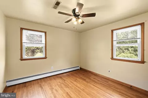 Bedroom - 12280 Grindstone Ln, Boston, VA 22713 photo 2 of 3
