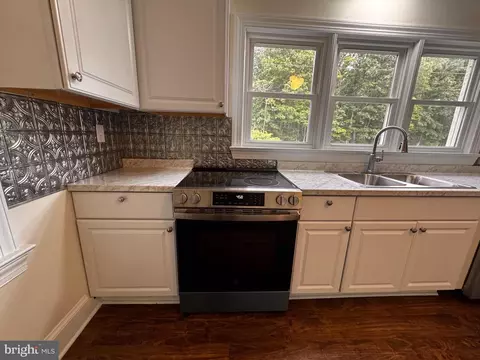 Kitchen - 531 Richmond Rd, Castleton, VA 22716 photo 1 of 4
