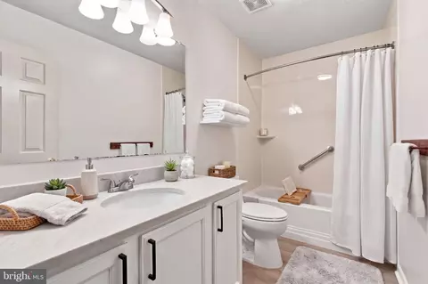 Bath - 479 Round Hill Rd, Boston, VA 22713 photo 4 of 4