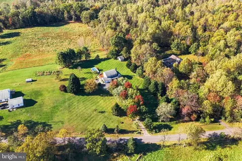 View/Area - 479 Round Hill Rd, Boston, VA 22713 photo 1 of 6