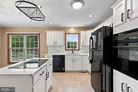 Kitchen - 479 Round Hill Rd, Boston, VA 22713 photo 3 of 3