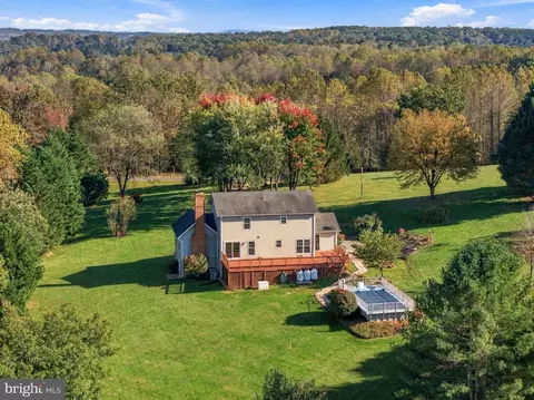 View/Area - 479 Round Hill Rd, Boston, VA 22713 photo 4 of 6
