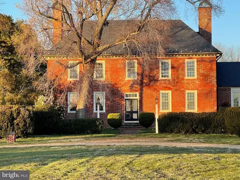 2494 Simonson Rd, Farnham, VA 22460