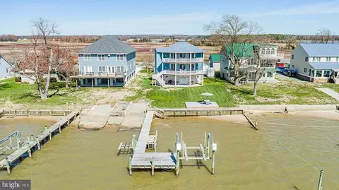 318 Rappa Point Rd, Warsaw, VA 22572