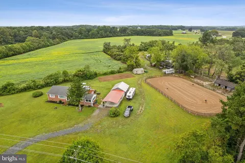 12345 Richmond Rd, Warsaw, VA 22572