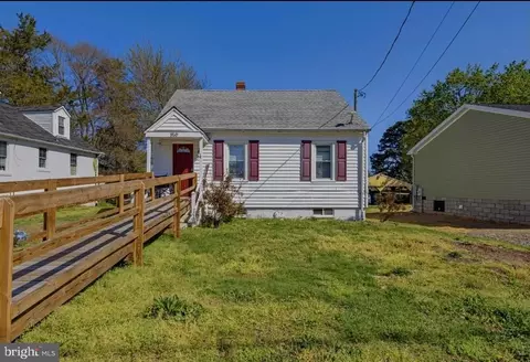 159 Belle Ville Ln, Warsaw, VA 22572
