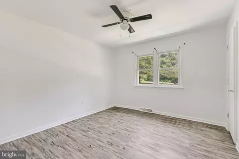 Bedroom - 868 Simonson Rd, Farnham, VA 22460 photo 1 of 5