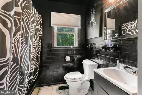 Bath - 868 Simonson Rd, Farnham, VA 22460 photo 1 of 2