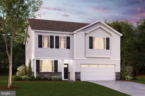 402 Stonewall Jackson Blvd, Staunton, VA 24401
