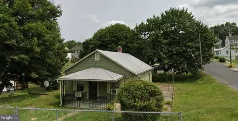 601 Grubert Ave, Staunton, VA 24401