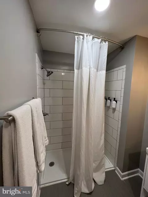 Bath - 23 E Beverley St, Staunton, VA 24401 photo 6 of 10