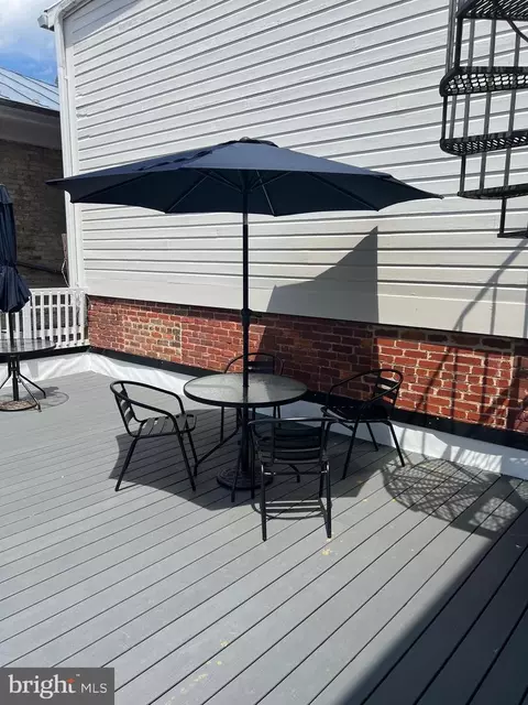 Exterior - 23 E Beverley St, Staunton, VA 24401 photo 2 of 3