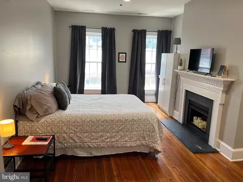 Bedroom - 23 E Beverley St, Staunton, VA 24401 photo 5 of 7