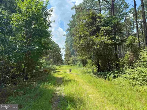 N Liberty Spring Rd, Suffolk, VA 23432