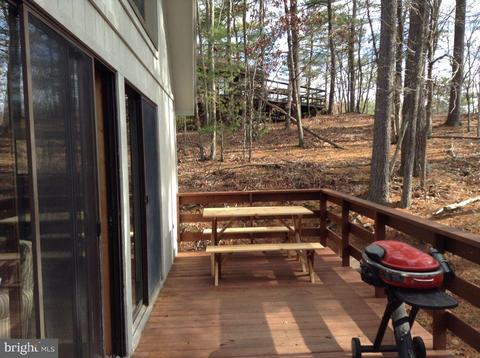246 Hogan Dr, Basye, VA 22810 photo 3