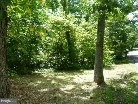 10 Supinlick Ridge Road, Mount Jackson, VA 22842