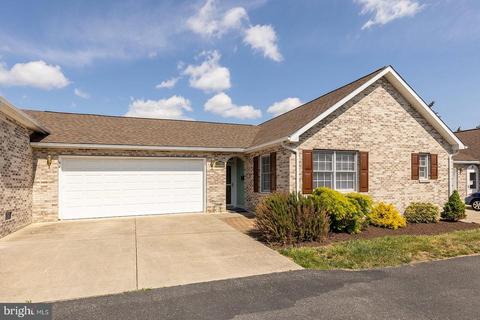 32 A4 Logan Cir, Strasburg, VA 22657