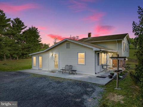 3703 Oranda Rd, Strasburg, VA 22657