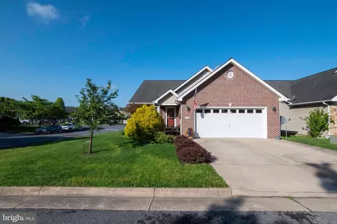 118 Potters Cir, Strasburg, VA 22657
