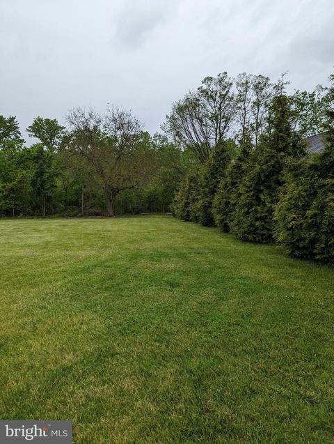 S Loudoun Street, Strasburg, VA 22657