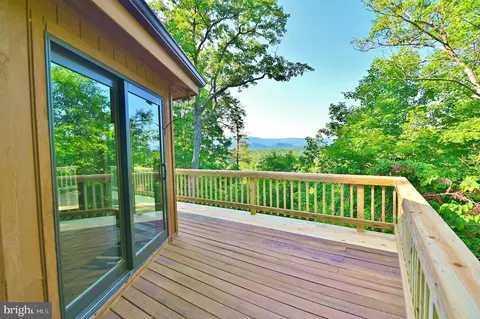 146 Pheasant, Basye, VA 22810