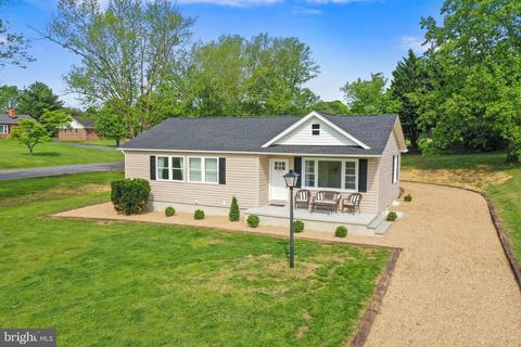 524 Hollingsworth Rd, Woodstock, VA 22664