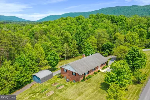 10223 Fort Valley Rd, Fort Valley, VA 22652