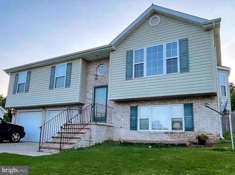 633 Christiansen Dr, Strasburg, VA 22657