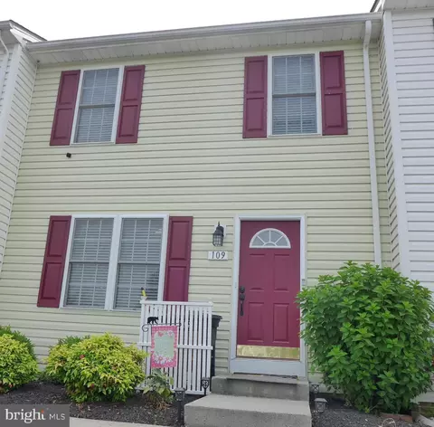 109 Kadies Ln, Edinburg, VA 22824