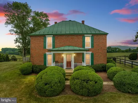 1194 Clary Rd, Strasburg, VA 22657