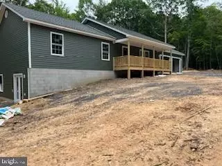 Secession, New Market, VA 22844