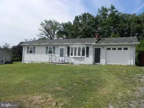 1162 Harman Rd, Maurertown, VA 22644