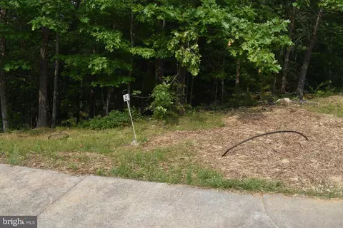 Creek Valley, Basye, VA 22810